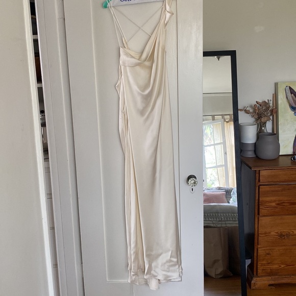 Michelle Mason STRAPPY WRAP GOWN WITH COWL - IVORY - Picture 4 of 13